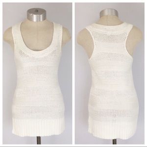 ✨ MAKE OFFER ✨

{FOREVER 21} BOHO CROCHET SWEATER TANK